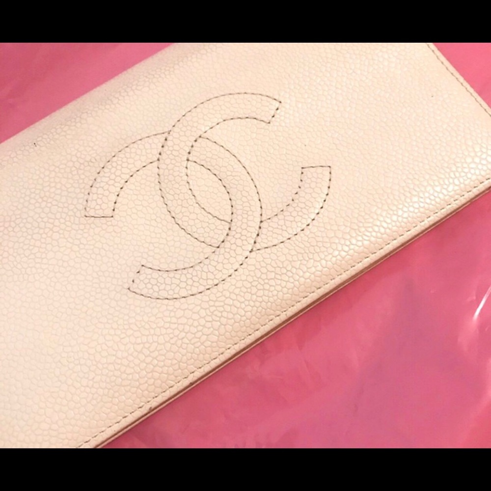 Vintage white logo Chanel wallet